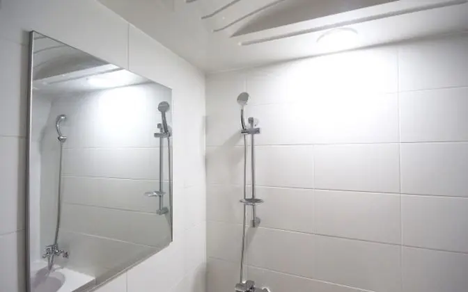 Oda (Deluxe(Free Netflix watching))