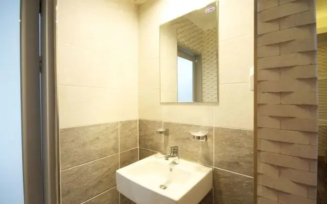 Oda (Deluxe(Free Netflix watching))