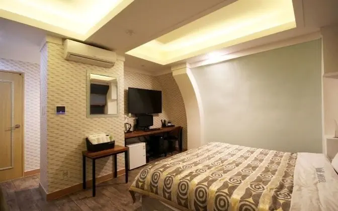 Oda (Deluxe(Free Netflix watching))