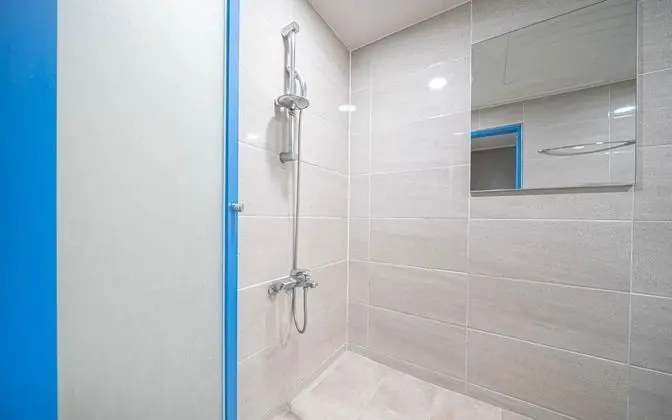 Oda (Deluxe(Free Netflix watching))