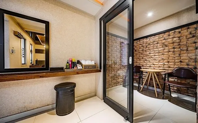 Oda (Special room (free watching Netflix +)