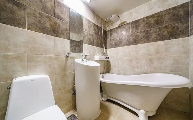 Oda (Standard room (free watching Netflix )