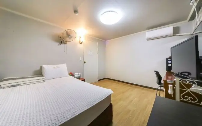 Oda (Special Room)