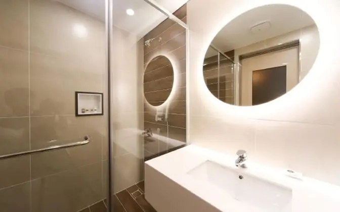 Oda (Deluxe Twin Room (Free Breakfast for )