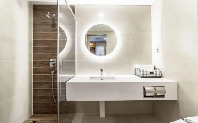 Oda (Deluxe Twin Room (Free Breakfast for )