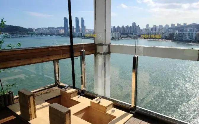 Oda (DOD (27 pyeong Outdoor Bath In-Room K)