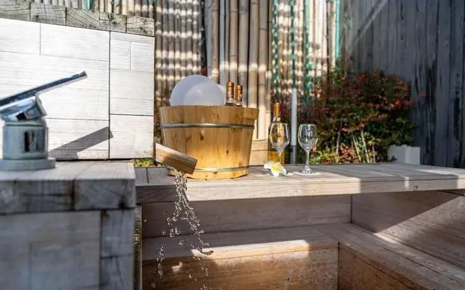 Oda (DOD (27 pyeong Outdoor Bath In-Room K)