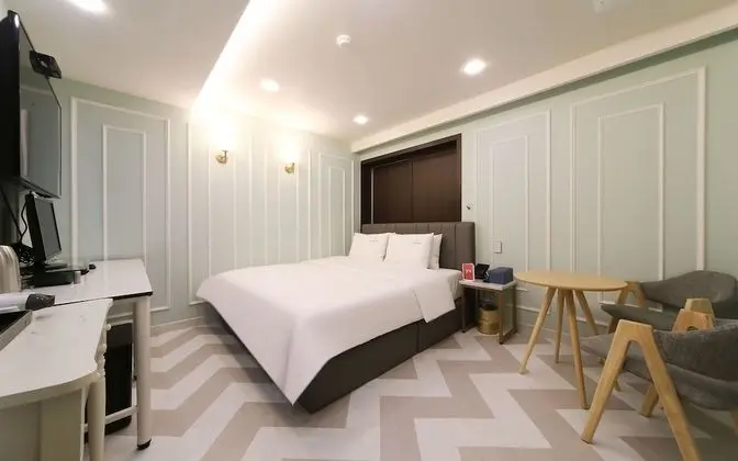 Oda (Deluxe double (available on Netflix))