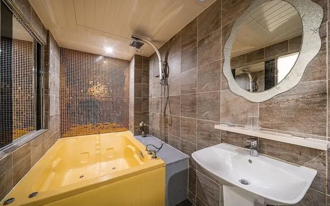 Oda (Deluxe double (available on Netflix))