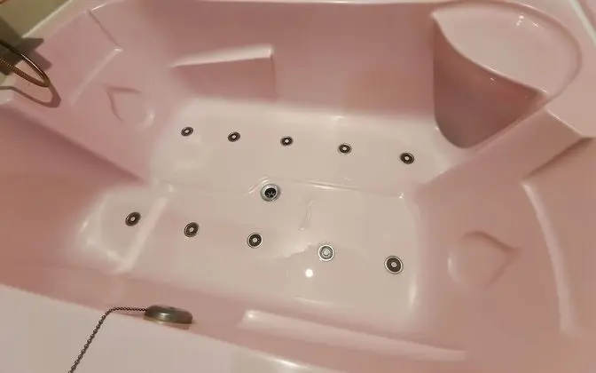 Oda (Premium Twin (available on Netflix))