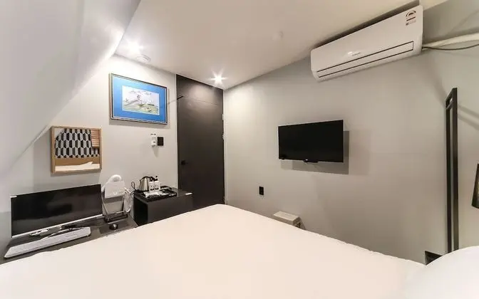 Oda (Small but cozy mini room for 1 person)