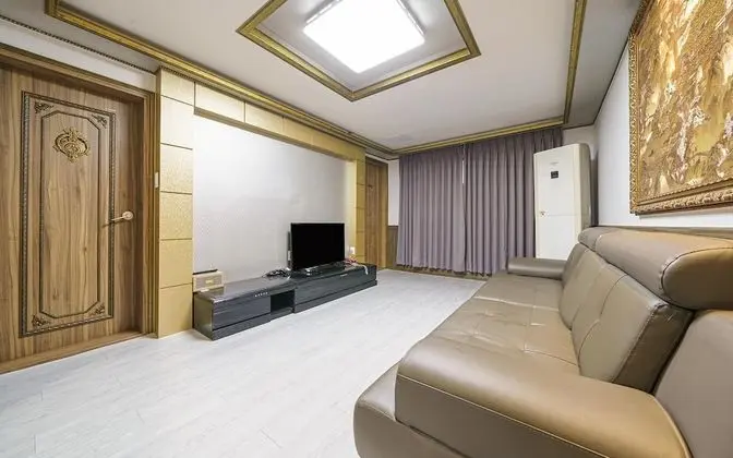 Oda (Penthouse (up to 12 people for 6 peop)