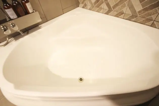 Oda (Deluxe (Netflix & YouTube viewing ava)