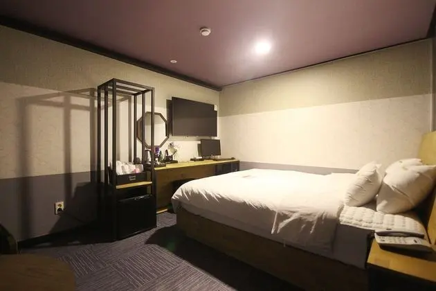 Oda (Standard (Netflix & YouTube viewing a)