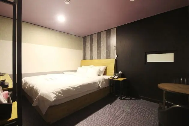 Oda (Standard (Netflix & YouTube viewing a)