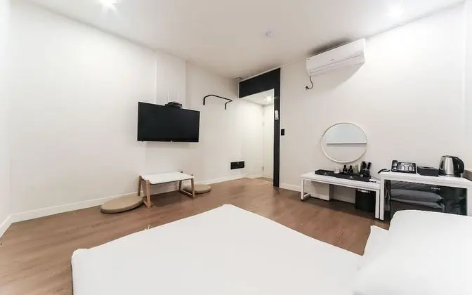 Oda (Korean Style Room)