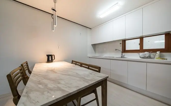Oda (Condo (2 Bedroom + Living Room 122 Ne)