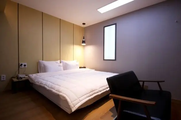 Oda (Premium (Netflix/Wavve Available 1 Hi)