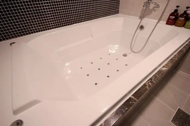 Oda (Premium (Netflix/Wavve Available 1 Hi)