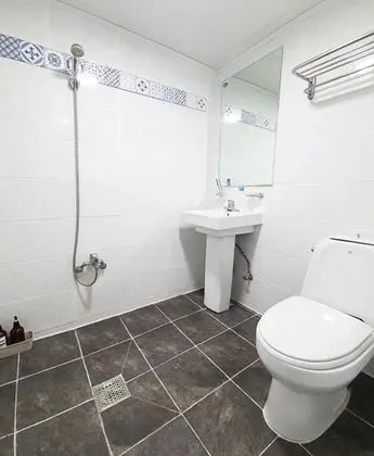 Oda (Private bream 4 person room)