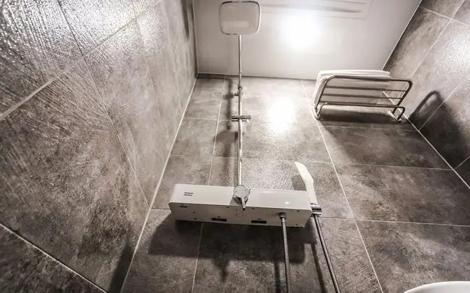 Oda (Mini Room (Netflix/YouTube available))