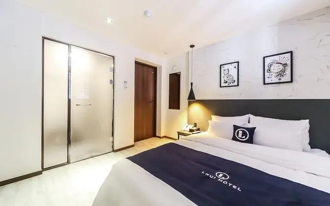 Oda (Standard (available on Netflix/YouTub)