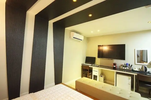 Oda (Hinoki Spa (Free Netflix))