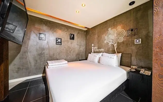 Oda (Royal Suite (Free Netflix))