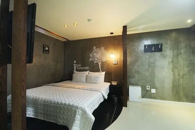 Oda (Royal Suite (Free Netflix))