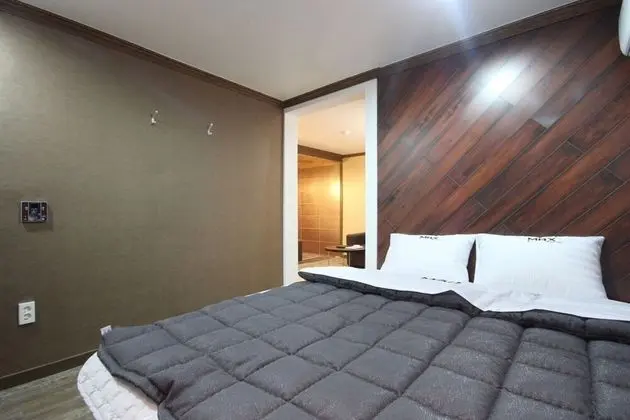 Oda (Suite room (Free viewing on Netflix))