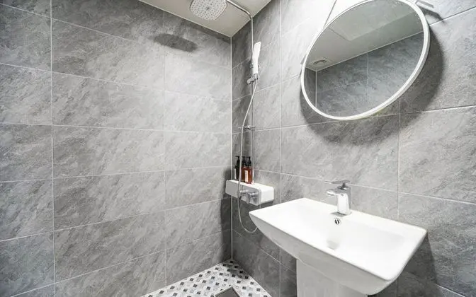 Oda (Standard (Netflix 50inch Large TV Ran)