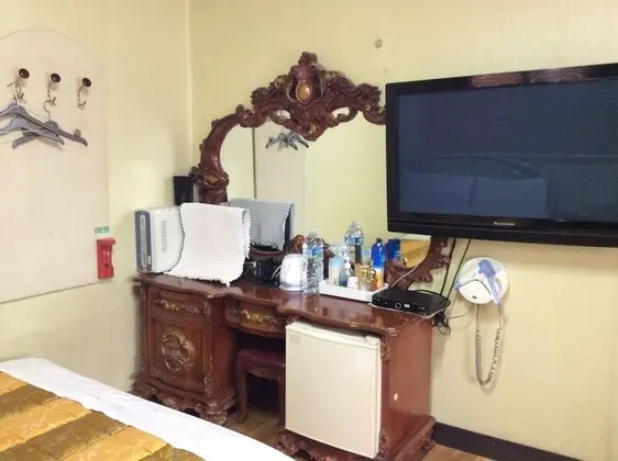 Standard Tek Büyük Yataklı Oda