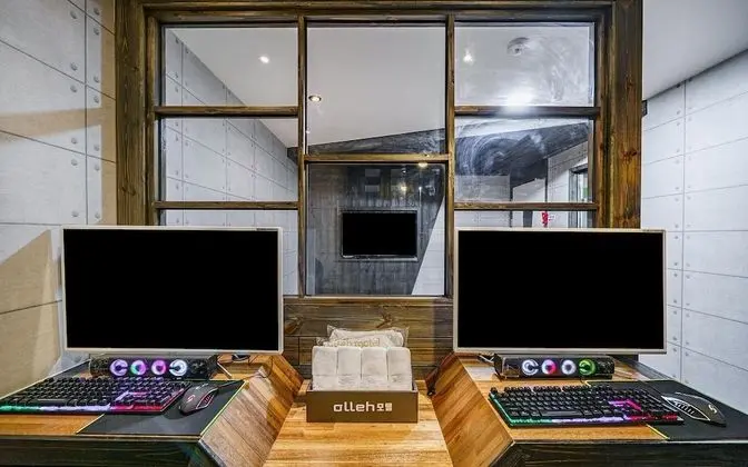 Oda (Deluxe high specification 2PC)