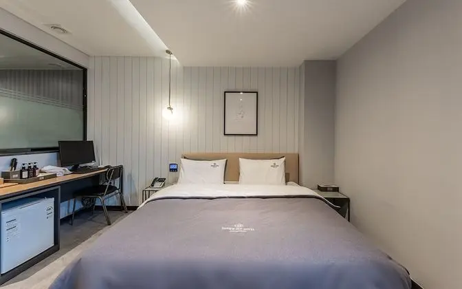 Oda (Deluxe ROOM (Breakfast &amp; free NET)