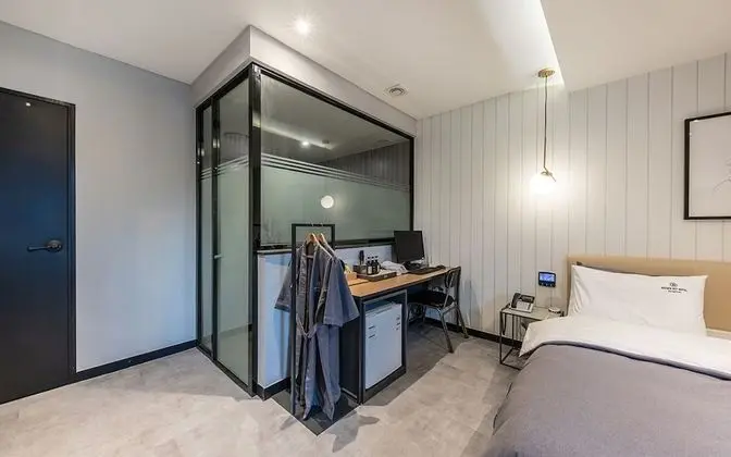 Oda (Deluxe ROOM (Breakfast &amp; free NET)