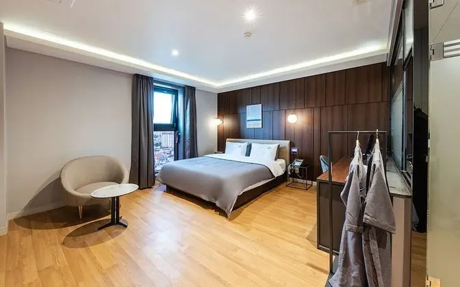 Oda (Premium ROOM (Breakfast &amp; NETFLIX)