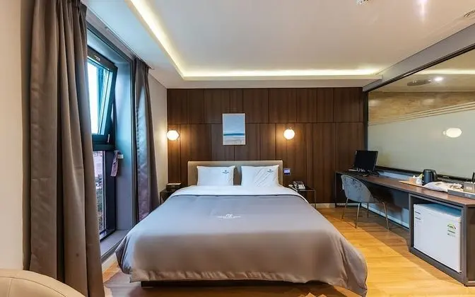 Oda (Premium ROOM (Breakfast &amp; NETFLIX)