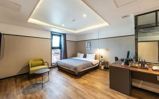 Oda (Premium ROOM (Breakfast &amp; NETFLIX)