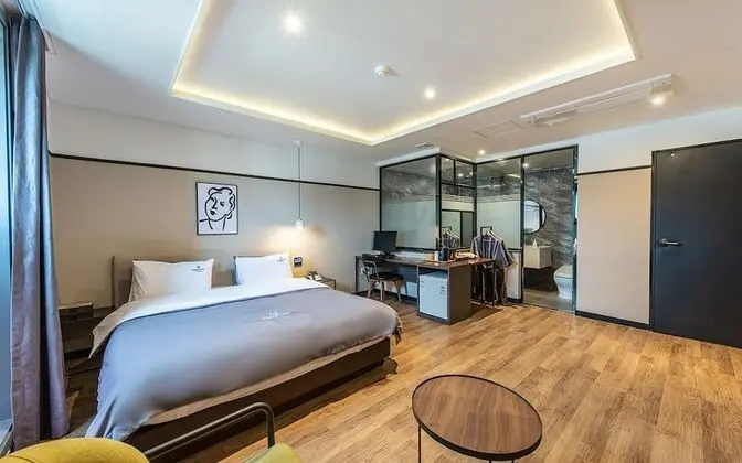 Oda (Premium ROOM (Breakfast &amp; NETFLIX)