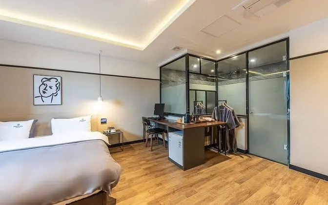 Oda (Premium ROOM (Breakfast &amp; NETFLIX)