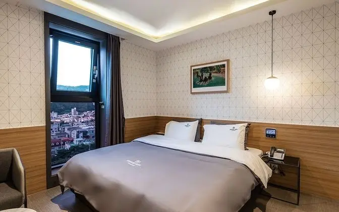 Oda (Premium ROOM (Breakfast &amp; NETFLIX)