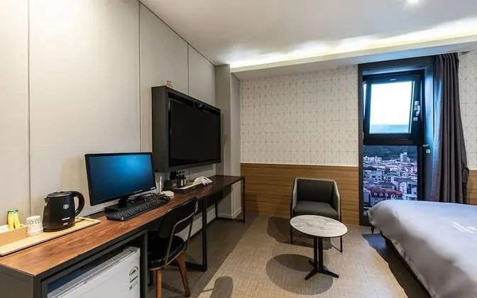 Oda (Premium ROOM (Breakfast &amp; NETFLIX)