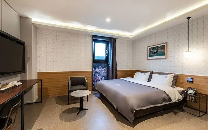 Oda (Premium ROOM (Breakfast &amp; NETFLIX)