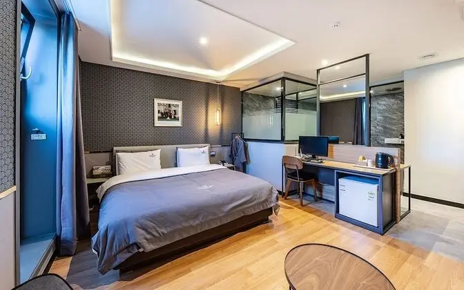 Oda (Premium ROOM (Breakfast &amp; NETFLIX)