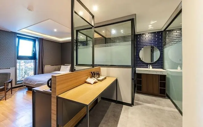 Oda (Premium ROOM (Breakfast &amp; NETFLIX)