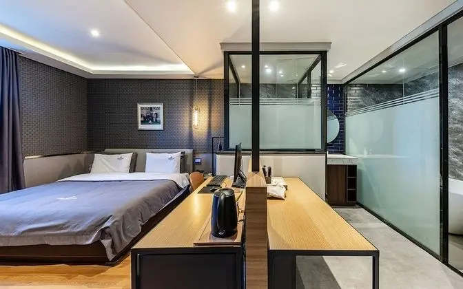 Oda (Premium ROOM (Breakfast &amp; NETFLIX)