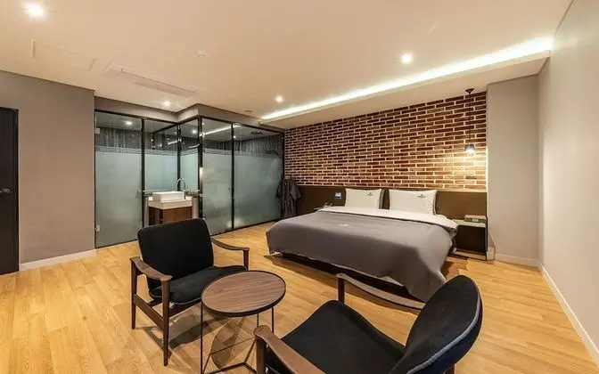 Oda (VIP ROOM (breakfast &amp; free NETFLI)