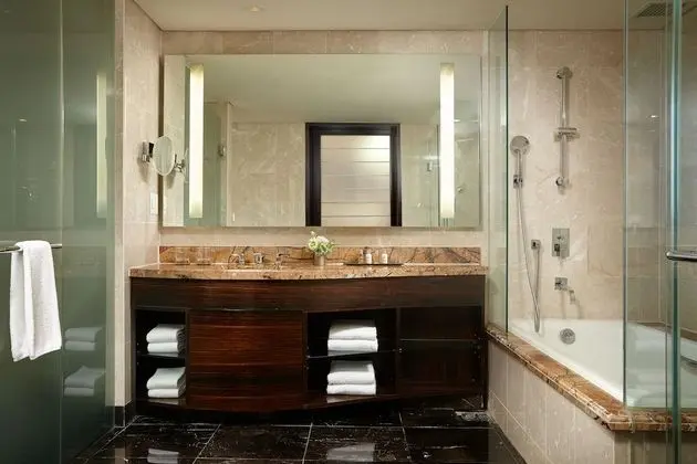 Club Deluxe Twin Room (Club Lounge Access Included)