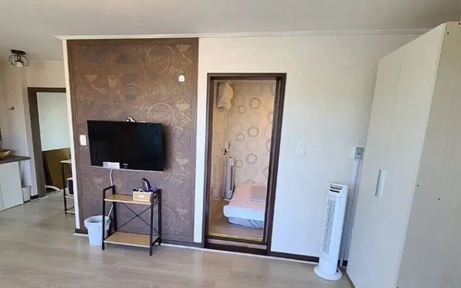 Oda (Room 201)