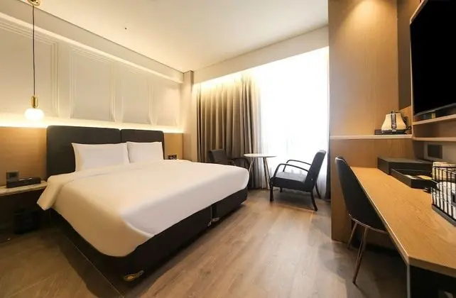 Standard Tek Büyük Yataklı Oda